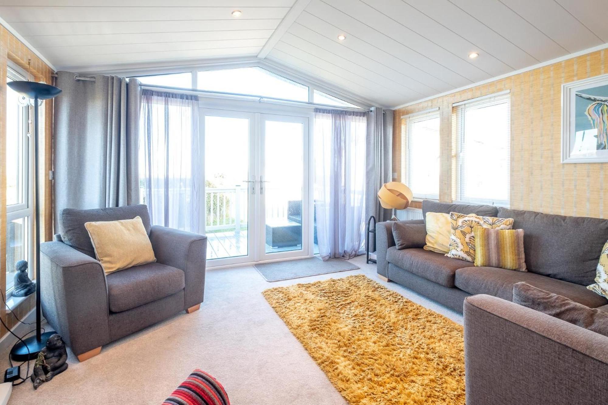 Chelsea Lodge - Aldeburgh Coastal Cottages Sizewell Экстерьер фото